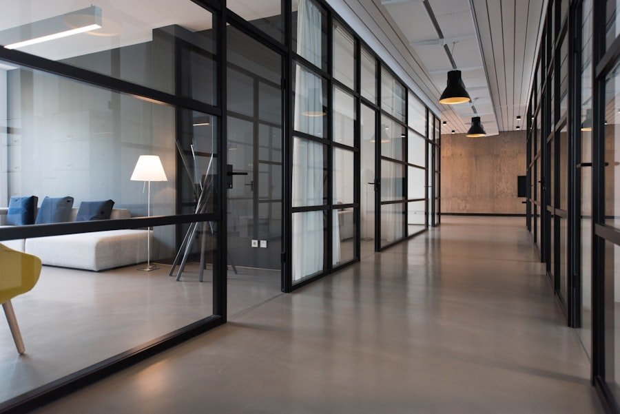 Espace de coworking lumineux et convivial